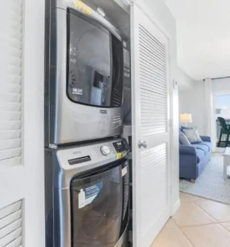 Breezy Does It Royal Palms 404 Direct Gulf Front Holiday home *