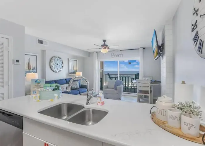 Breezy Does It Royal Palms 404 Direct Gulf Front Holiday home *